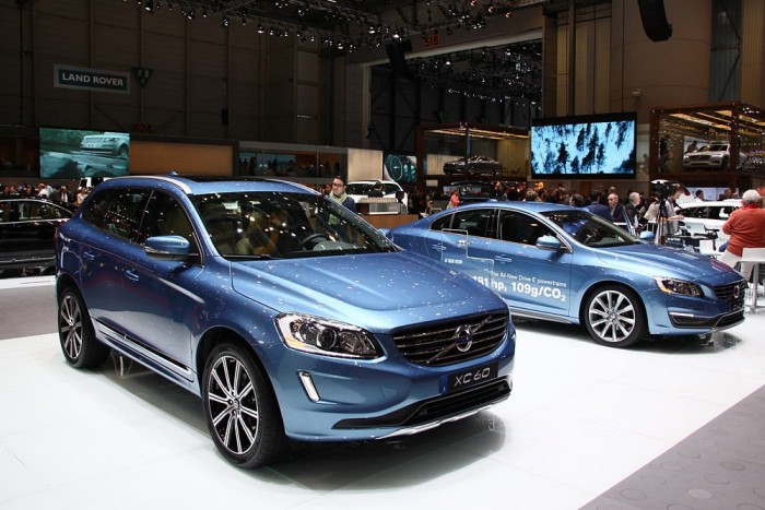 Kukázza a V8-ast a Volvo 15 | Vezess Ha nem elég a 306 lóerő, a teljesítményt hibridrendszer növeli még tovább