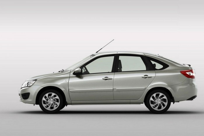 Csinos és ötajtós az új Lada 5