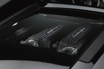 Nem épít hibrid szupersportkocsit a Lamborghini