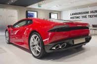 Nem épít hibrid szupersportkocsit a Lamborghini 10