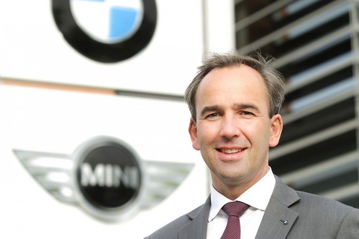Udvariasak a magyar autósok 2 Baudouin Denis, a BMW Magyarország Kft. ügyvezető igazgatója tíz hónapja dolgozik Magyarországon, eddig csak jót tapasztalt - útjainkon is
