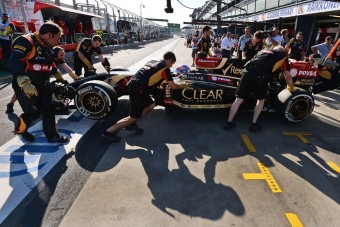 F1: Új főnök a Lotusnál