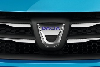 Jön a másfél milliós Dacia