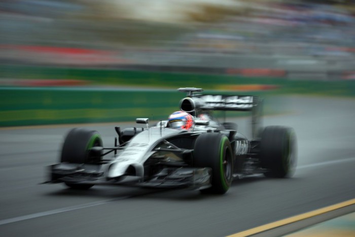 F1: Räikkönen miatt esett ki Button 6 | Vezess Fotó: Europress