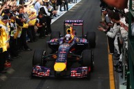 F1: Lavinát indíthat a Red Bull-ügy 78