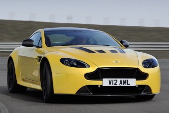 Megvenné az Aston Martint a Mercedes