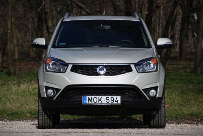 Itt a világvége: már ez is tetszik! 6 | Vezess A fényszórók és a ködlámpa is változott