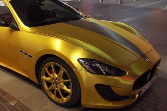 Aranyozott szigony, egyenesen Dubajból