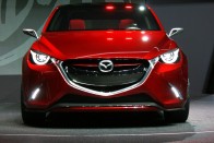 2015 első felében a Mazda leváltja kisautóját. Az új Mazda2-t megelőlegező tanulmány designerével Genfben beszélgettünk.