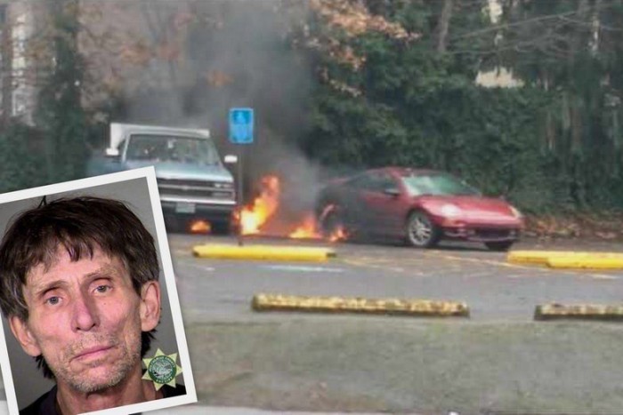 Nem kapott fagyit, ezért felgyújtotta az autót 3