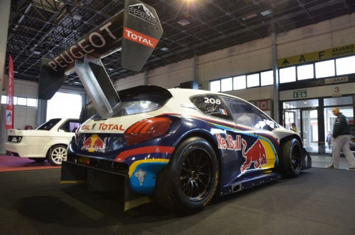 Ízelítő a hétvégi őrületből 8 | Vezess Ízelítő a hétvégi őrületből 8