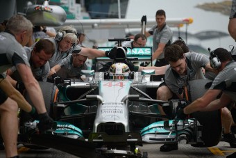 F1: Hamilton nem is látta a pályát