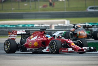 F1: Alonso élve felfalta Hülkenberget