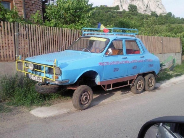 Ez a Dacia nem az, aminek látszik 17
