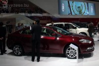 Az Alfa Giulietta és a Dodge Dart padlólemezére épül, odakint a Linea utódja