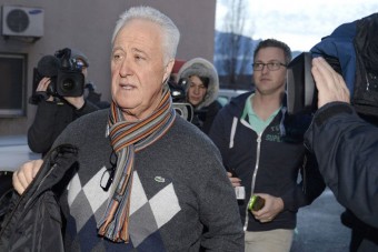 Schumi apjának adta ki magát a behatoló