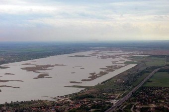 Átadták a Velencei-tó új kerékpárútját