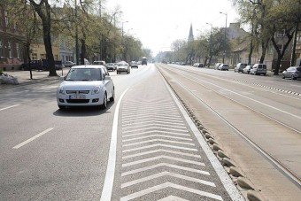 1900 kilométernyi közutat újítanak fel