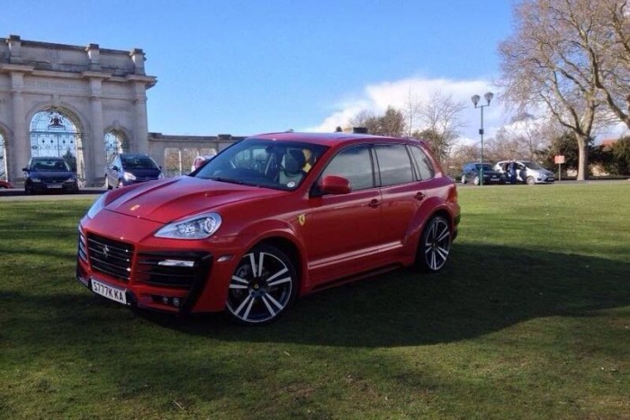 Íme az első Ferrari terepjáró 7 | Vezess Íme az első Ferrari terepjáró 7