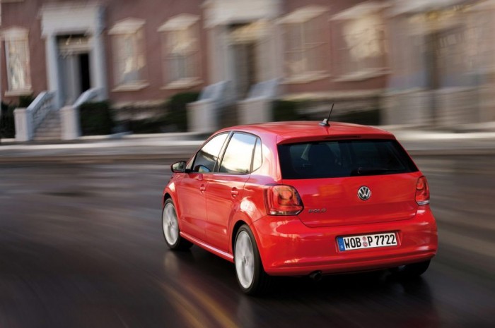 Top 10: Magyarország legnépszerűbb autói 2 10. Volkswagen Polo, 314 db. Ritka vendég az első tízben a Volkswagen kisautója. Az első negyedéves darabszámokat ennél a típusnál a márkakereskedők fokozott aktivitása és az árfolyam alakulása miatti előrehozott vásárlások dobták meg az importőr szerint