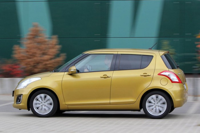 Top 10: Magyarország legnépszerűbb autói 9 3. Suzuki Swift, 517 db. 2013-ban az ötödik legnépszerűbb autó volt Magyarországon a Swift, amelynek idén az első három hónapban sikerült felkapaszkodni a dobogóra