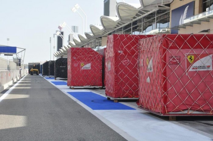 F1: A legjobb képeket a bahreini pálya osztja meg! 12 | Vezess Lehet bármi a konténerekben, szívesen elfogadnánk egyet!