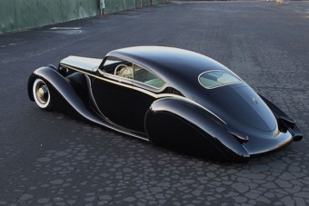 Ez az autó maga a Rock and Roll