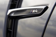 BMW M4 tető nélkül 30