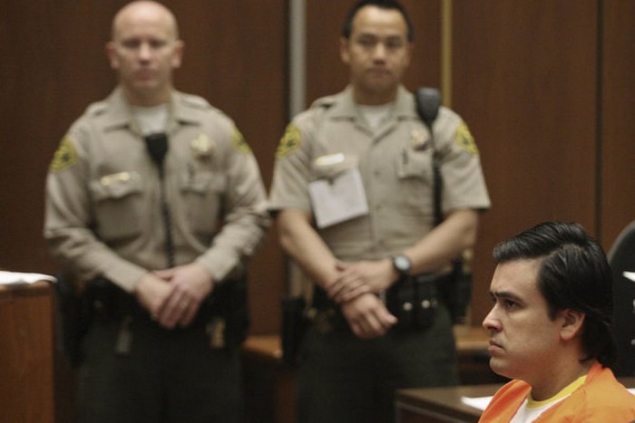 Bírság helyett szex lett az igazoltatás vége Jose Rigoberto Sanchez a tárgyaláson. 25 évtől életfogytig terjedő börtönre számított az ügyész.