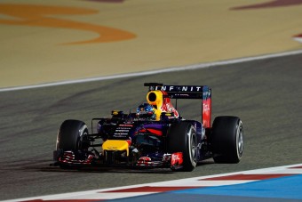 F1: Saját hibája is hátráltatta Vettelt