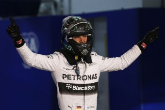 F1: Meglepetés, Rosberg verte Hamiltont