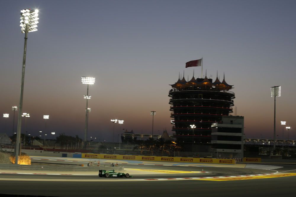F1: Alonso egyre lassabb lett 21