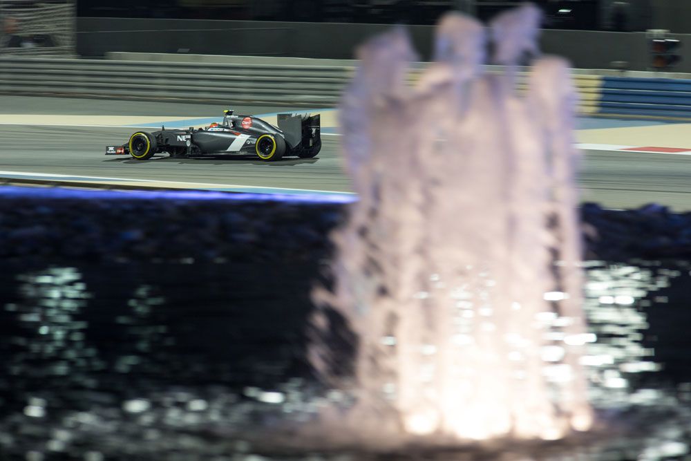 F1: Meglepetés, Rosberg verte Hamiltont 28