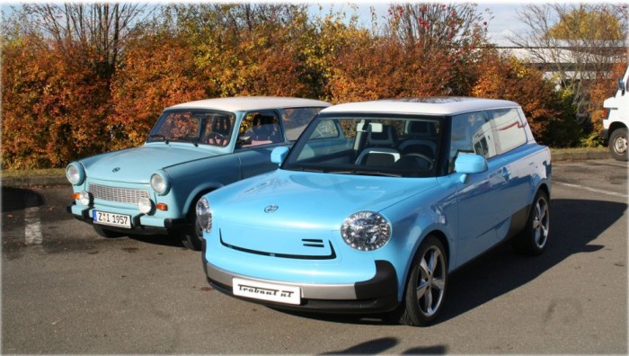 2009-ben mutatták be a jövő Trabant tanulmányát Frankfurtban. A villanymotoros prototípus jól néz ki, olcsón autózhatnánk vele, helyi károsanyag-kibocsátás nélkül, csak az ára volna piszok magas. A környezetvédelem jegyében egy 47 kW (64 LE) teljesítményű villanymotor suttog az orrban. Az aszinkron villanymotorral 130 km/órás végsebességet ad meg a márkatulajdonos, hatótávolságként 160 kilométert. A sorozatgyártást 2012-re jósolták anno, de sajnos nem volt kapó az ötletre egyetlen nagyobb gyártó sem. 