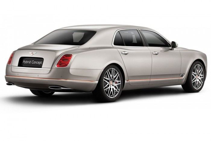 Itt a hibrid Bentley! 9
