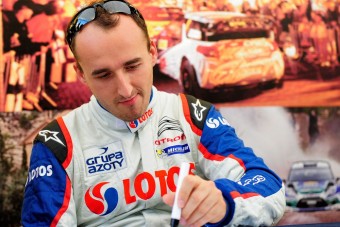 F1: Kubica nem tudná vezetni az új autókat