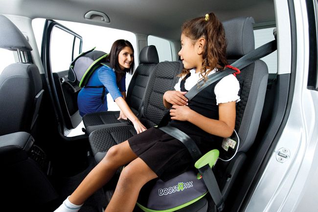 Halálos veszélyben a hátul utazó gyerekek?