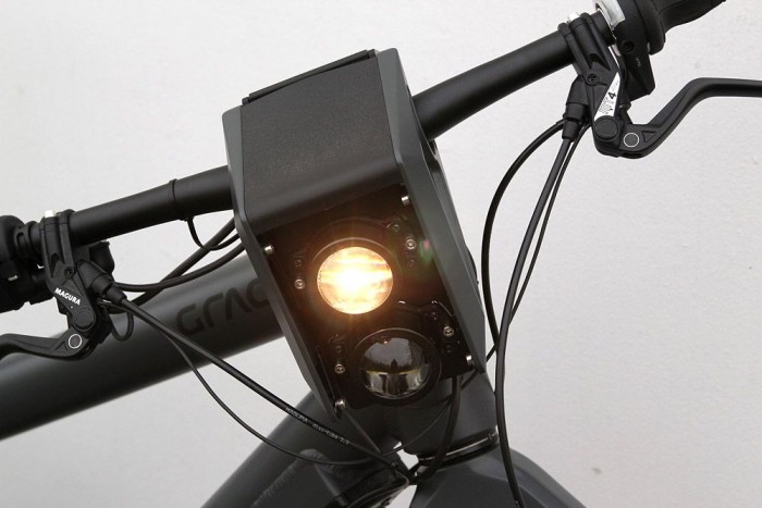 Halogén izzós a fényszóró