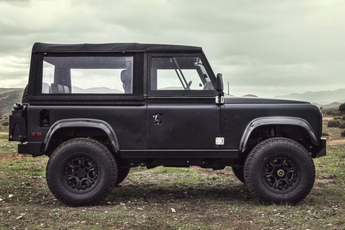 Corvette-motorral zúz a Defender! 12 | Vezess Corvette-motorral zúz a Defender! 12