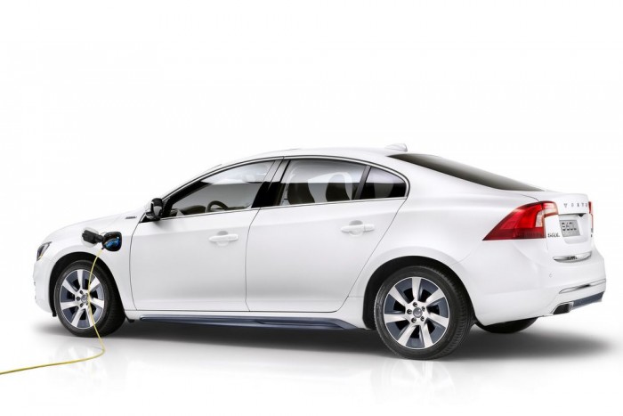 Nyújtott sporthibrid-tanulmány a Volvótól 8 | Vezess Nyújtott sporthibrid-tanulmány a Volvótól 8