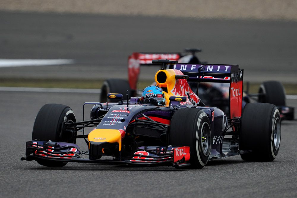 F1: Ricciardo az élen az esőben 9