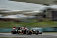 F1: Ricciardo az élen az esőben 43