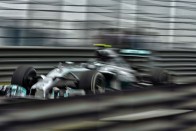 F1: Hamiltonnak nem tetszik az autója 47