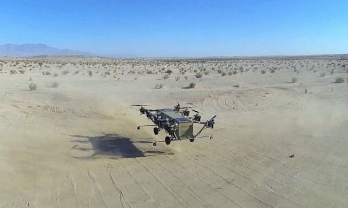 Nincs lehetetlen, íme a repülő kocka 9