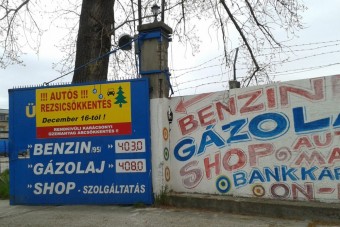 Végre: rezsicsökkentés autósoknak is