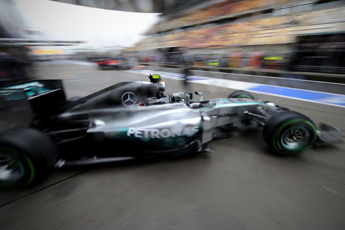 F1: A fékek babráltak ki Rosberggel 53 F1: A fékek babráltak ki Rosberggel 53