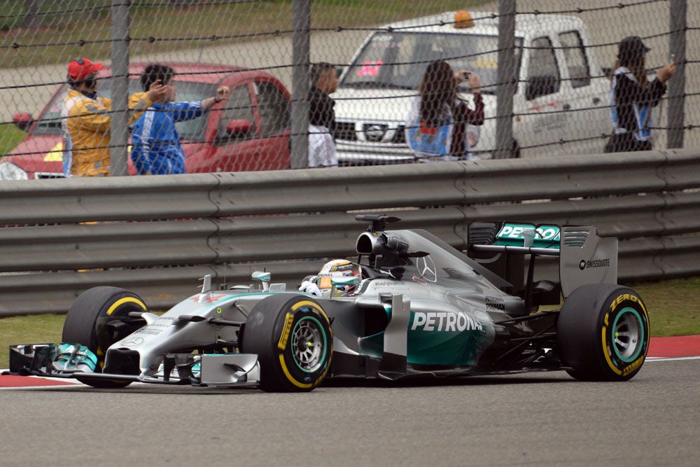 F1: Mercedes-uralom, halálos unalom 1