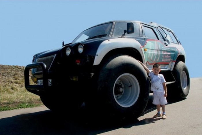 Kétéltű szörnyeteg, Niva motorral 6