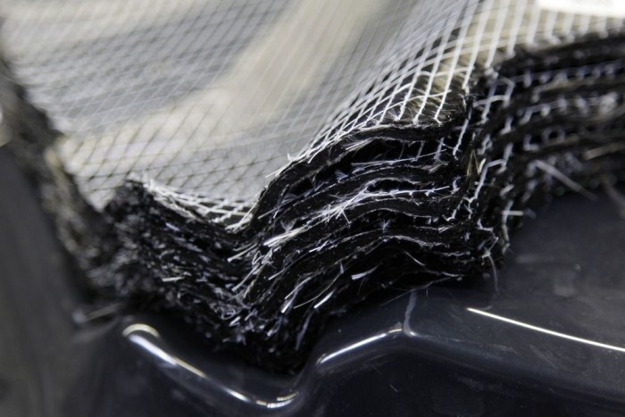 Így gyártják a BMW i8-ast 7