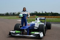 F1: Két napot tesztelt a női pilóta 15